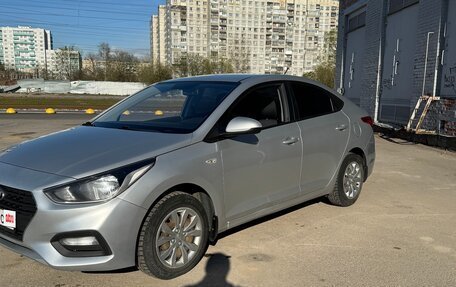 Hyundai Solaris II рестайлинг, 2017 год, 1 190 000 рублей, 2 фотография