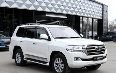 Toyota Land Cruiser 200, 2016 год, 5 400 000 рублей, 3 фотография