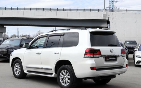 Toyota Land Cruiser 200, 2016 год, 5 400 000 рублей, 7 фотография