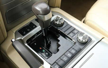 Toyota Land Cruiser 200, 2016 год, 5 400 000 рублей, 15 фотография