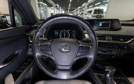 Lexus UX I, 2019 год, 3 350 000 рублей, 10 фотография