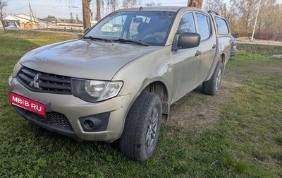 Mitsubishi L200 IV рестайлинг, 2011 год, 1 000 000 рублей, 1 фотография