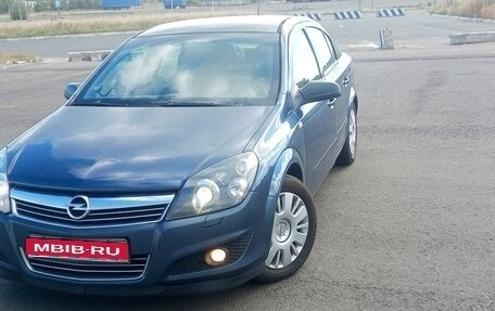 Opel Astra H, 2008 год, 1 фотография