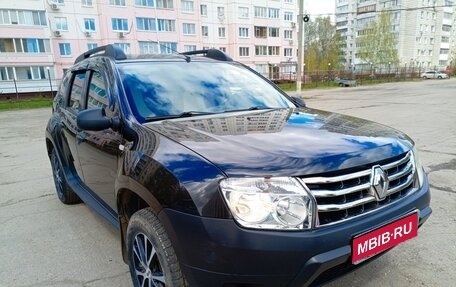 Renault Duster I рестайлинг, 2014 год, 850 000 рублей, 1 фотография