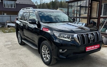 Toyota Land Cruiser Prado 150 рестайлинг 2, 2017 год, 4 000 000 рублей, 1 фотография