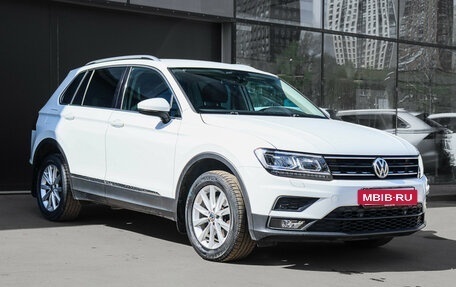 Volkswagen Tiguan II, 2017 год, 2 100 000 рублей, 3 фотография