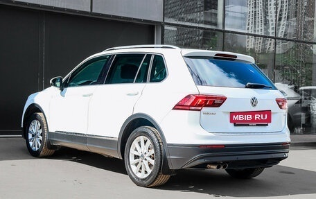 Volkswagen Tiguan II, 2017 год, 2 100 000 рублей, 6 фотография