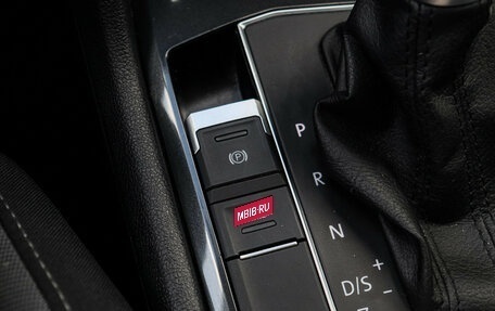 Volkswagen Tiguan II, 2017 год, 2 100 000 рублей, 16 фотография