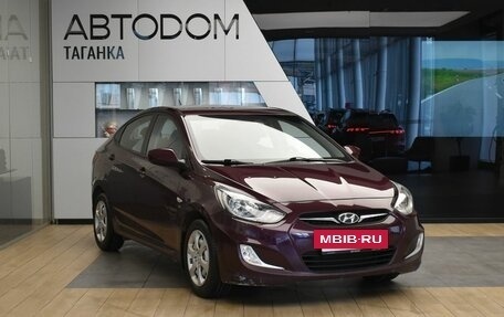 Hyundai Solaris II рестайлинг, 2012 год, 790 000 рублей, 3 фотография
