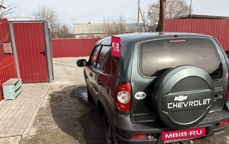 Chevrolet Niva I рестайлинг, 2012 год, 450 000 рублей, 3 фотография