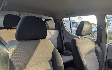 Mitsubishi L200 IV рестайлинг, 2011 год, 1 000 000 рублей, 9 фотография