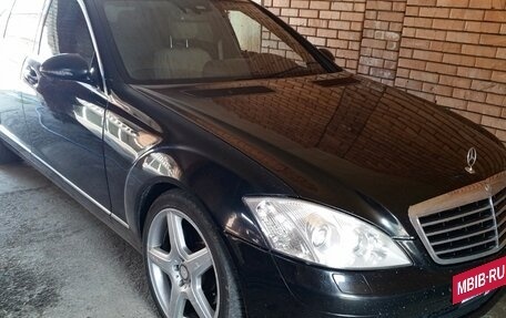 Mercedes-Benz S-Класс, 2007 год, 1 350 000 рублей, 2 фотография