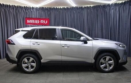 Toyota RAV4, 2020 год, 3 198 000 рублей, 4 фотография
