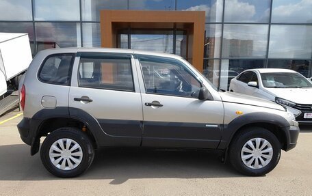 Chevrolet Niva I рестайлинг, 2009 год, 549 000 рублей, 4 фотография