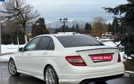 Mercedes-Benz C-Класс, 2010 год, 1 100 000 рублей, 5 фотография
