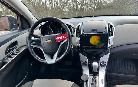 Chevrolet Cruze II, 2013 год, 890 000 рублей, 11 фотография