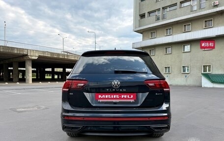 Volkswagen Tiguan II, 2021 год, 3 790 000 рублей, 4 фотография