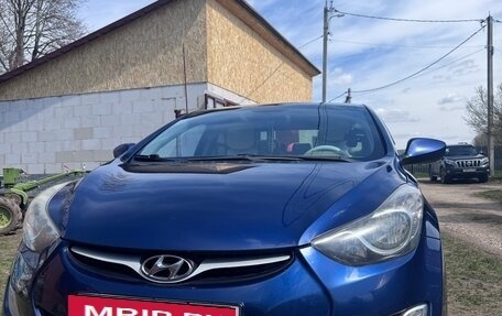 Hyundai Elantra V, 2011 год, 1 000 000 рублей, 5 фотография