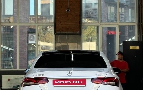 Mercedes-Benz E-Класс, 2020 год, 5 300 000 рублей, 6 фотография
