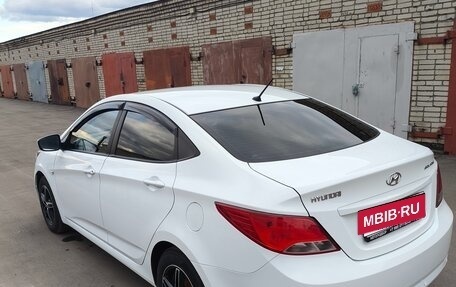 Hyundai Solaris II рестайлинг, 2015 год, 910 000 рублей, 7 фотография