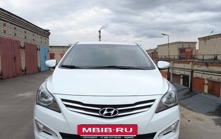 Hyundai Solaris II рестайлинг, 2015 год, 910 000 рублей, 24 фотография