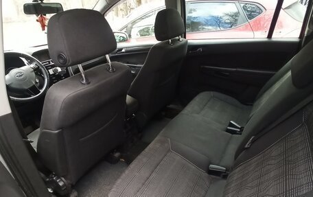 Opel Zafira B, 2011 год, 750 000 рублей, 10 фотография