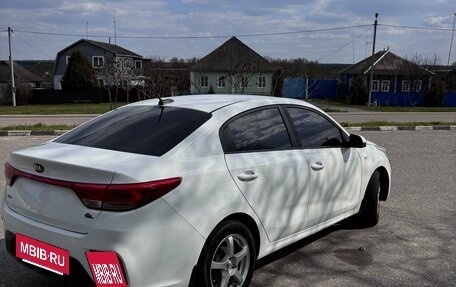 KIA Rio IV, 2017 год, 1 300 000 рублей, 5 фотография
