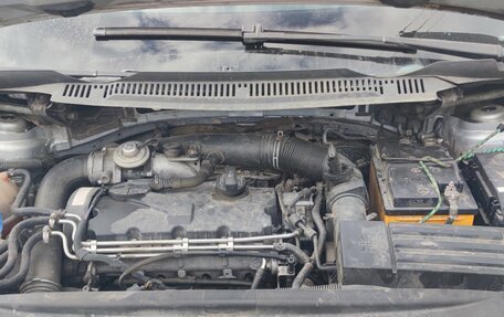 Volkswagen Touran III, 2003 год, 365 000 рублей, 10 фотография