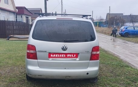 Volkswagen Touran III, 2003 год, 365 000 рублей, 6 фотография