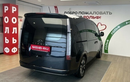 Hyundai Staria, 2022 год, 4 990 000 рублей, 4 фотография