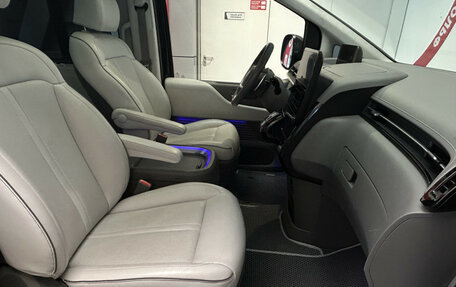 Hyundai Staria, 2022 год, 4 990 000 рублей, 13 фотография
