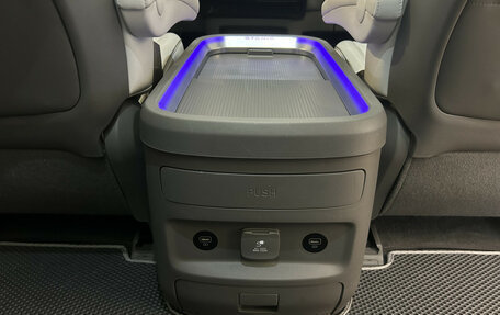 Hyundai Staria, 2022 год, 4 990 000 рублей, 10 фотография