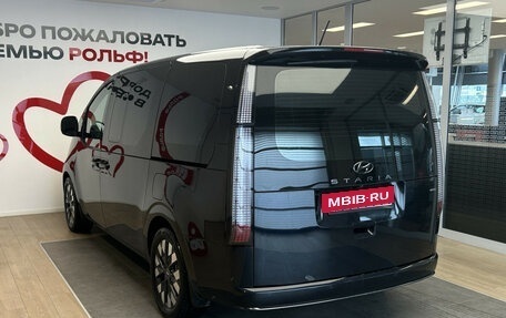 Hyundai Staria, 2022 год, 4 990 000 рублей, 6 фотография