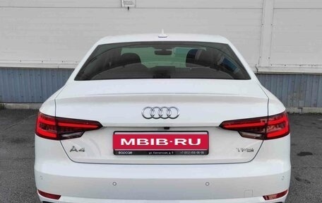 Audi A4, 2018 год, 1 985 000 рублей, 6 фотография