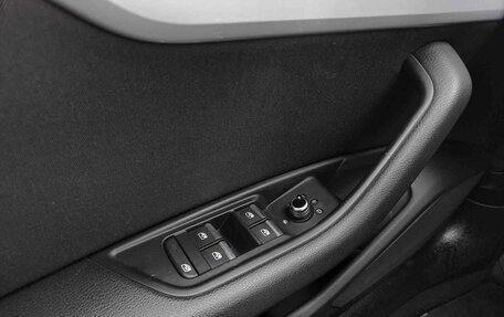 Audi A4, 2018 год, 1 985 000 рублей, 26 фотография