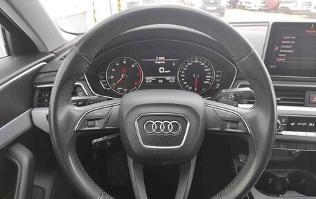 Audi A4, 2018 год, 1 985 000 рублей, 20 фотография