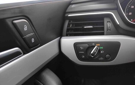 Audi A4, 2018 год, 1 985 000 рублей, 27 фотография