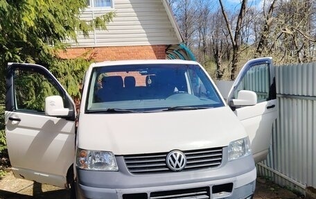 Volkswagen Transporter T5 рестайлинг, 2006 год, 1 000 000 рублей, 1 фотография