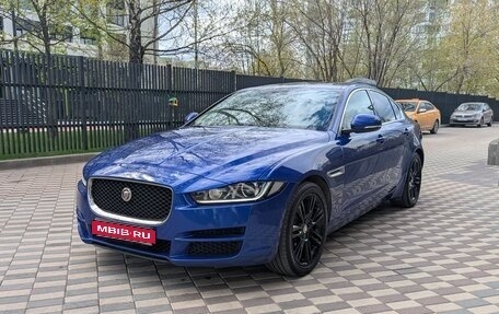Jaguar XE I рестайлинг, 2017 год, 2 500 000 рублей, 1 фотография