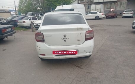 Renault Logan II, 2016 год, 410 000 рублей, 4 фотография
