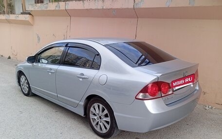 Honda Civic VIII, 2007 год, 600 000 рублей, 4 фотография