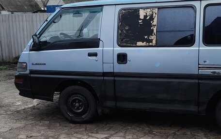 Mitsubishi L300 II, 1995 год, 300 000 рублей, 3 фотография