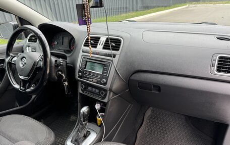 Volkswagen Polo VI (EU Market), 2015 год, 870 000 рублей, 18 фотография