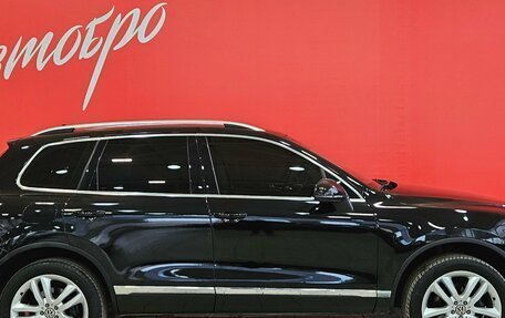 Volkswagen Touareg III, 2011 год, 1 780 000 рублей, 6 фотография