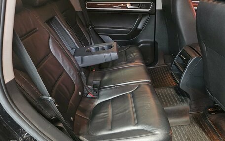 Volkswagen Touareg III, 2011 год, 1 780 000 рублей, 13 фотография