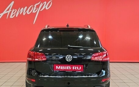 Volkswagen Touareg III, 2011 год, 1 780 000 рублей, 4 фотография