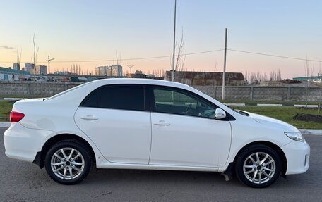 Toyota Corolla, 2011 год, 850 000 рублей, 3 фотография