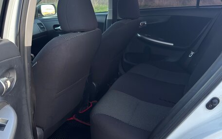 Toyota Corolla, 2011 год, 850 000 рублей, 13 фотография