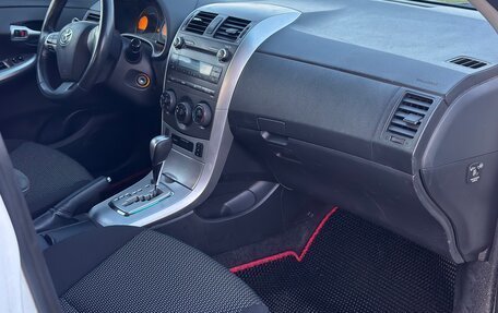 Toyota Corolla, 2011 год, 850 000 рублей, 10 фотография