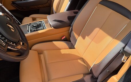 Rolls-Royce Cullinan, 2019 год, 27 990 000 рублей, 8 фотография